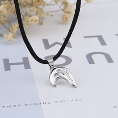 Heart-Shaped Couple Necklace with Engraving Pendant